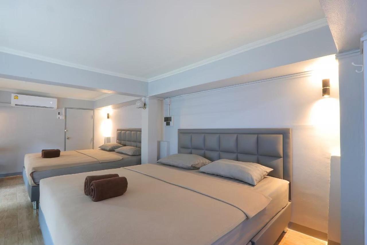 Baankhon Private Room In Thai House Check In By Yourself Code Inbox Adult Only Бангкок Экстерьер фото