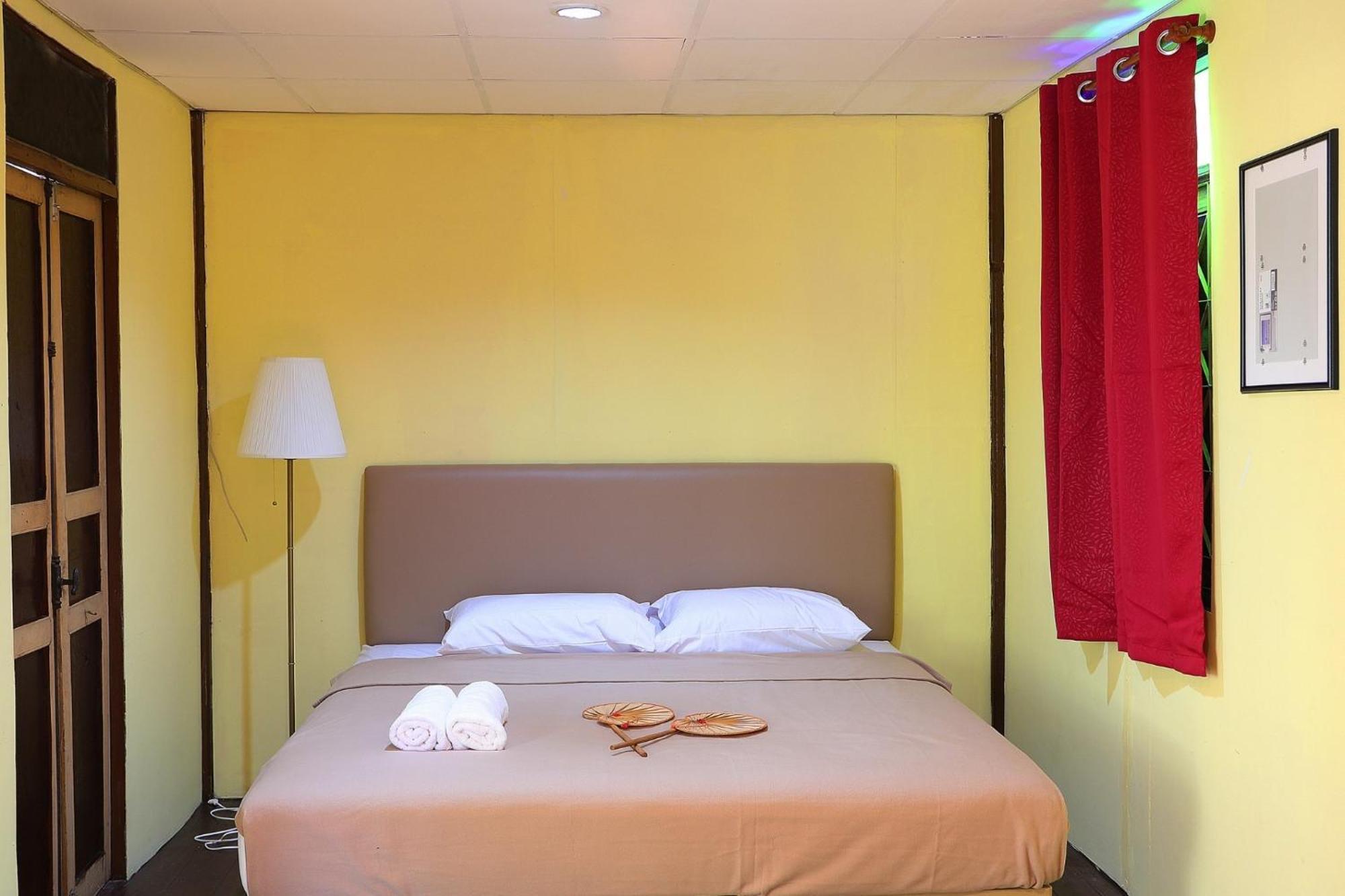 Baankhon Private Room In Thai House Check In By Yourself Code Inbox Adult Only Бангкок Экстерьер фото